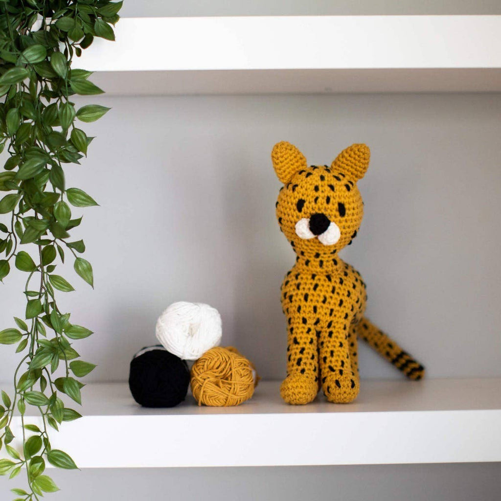 Chikee the Cheetah Amigurumi Crochet Kit