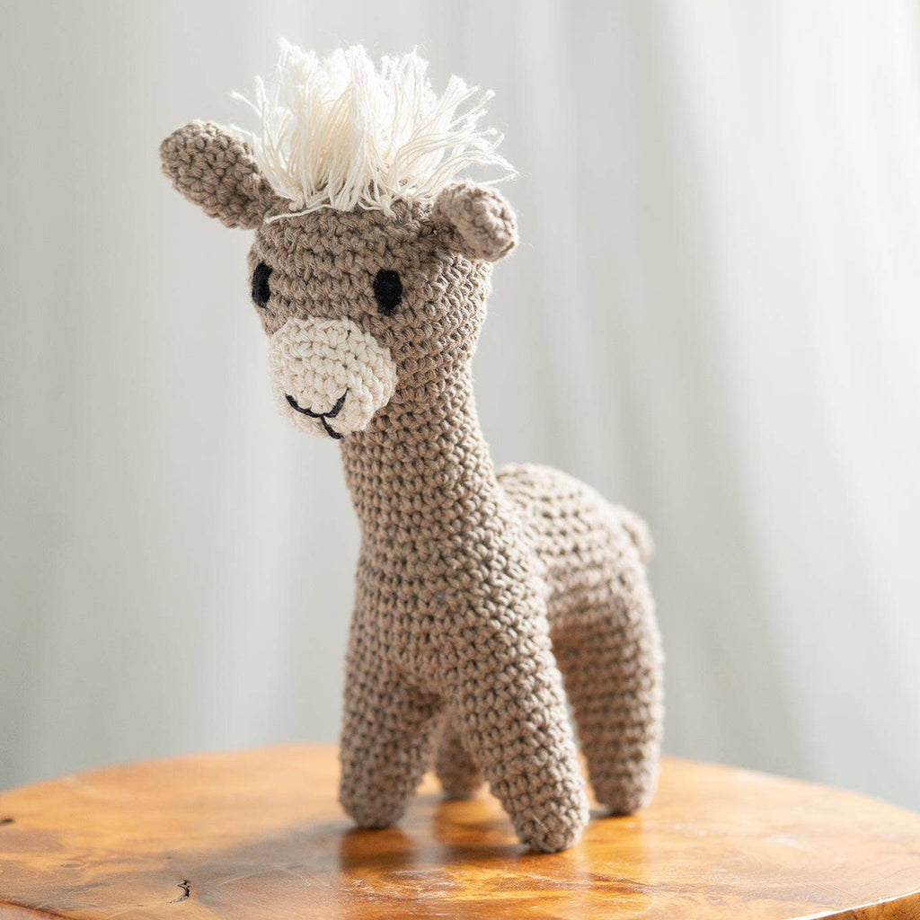Laurie the Llama DIY Amigurumi Crochet Kit