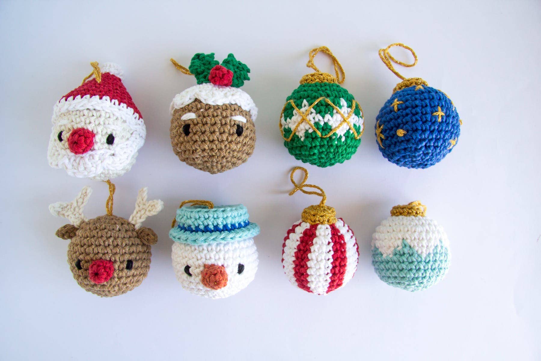 Xmas Wonderland Baubles DIY Crochet Kit